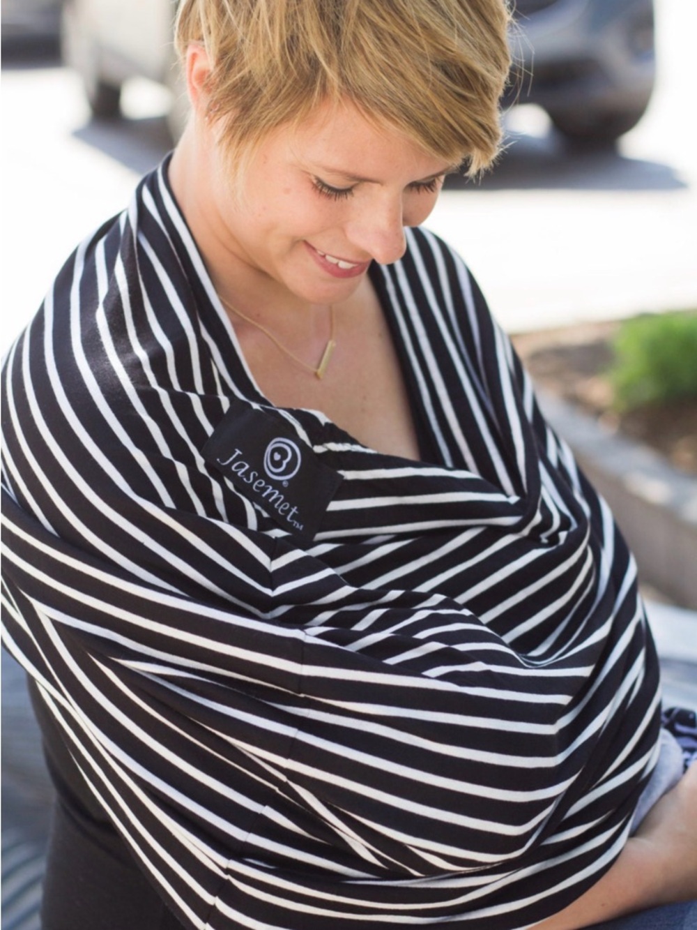 Jasmet Black & White Striped Nursing Cover